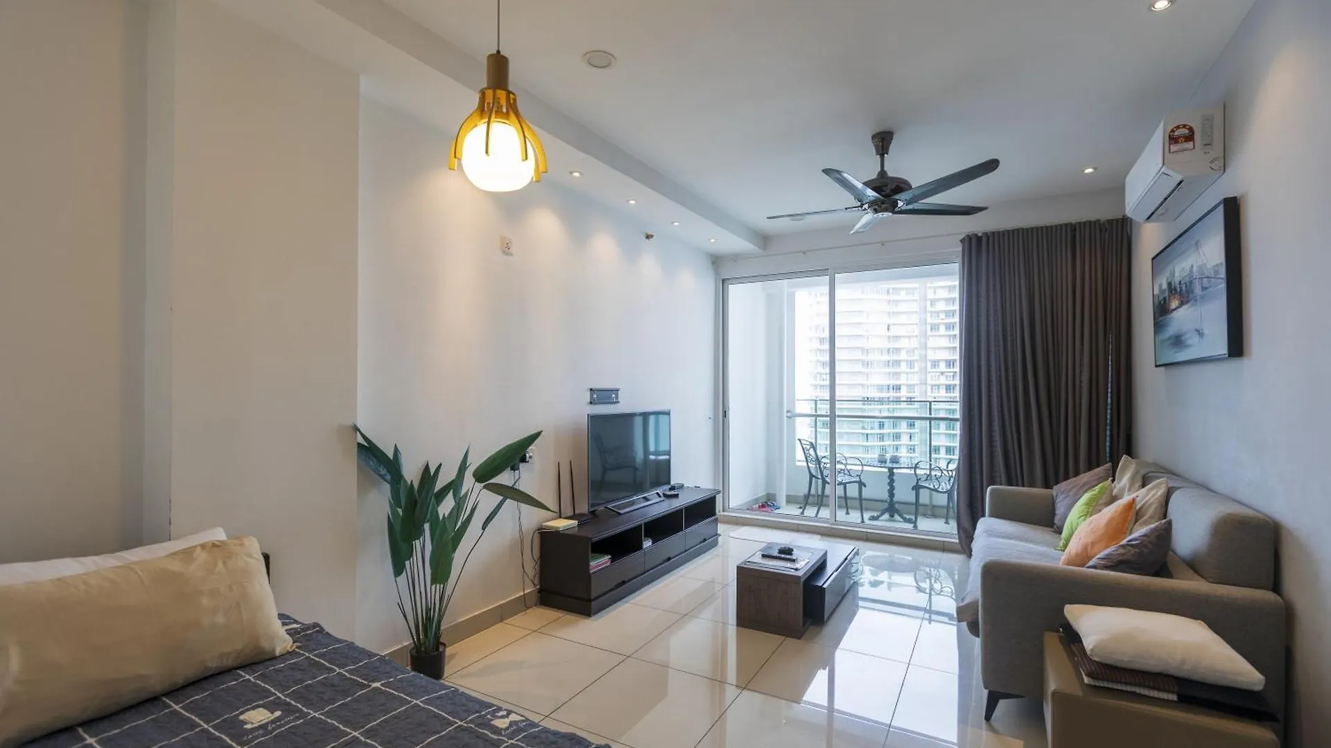 Apartment Sky Suites George Town